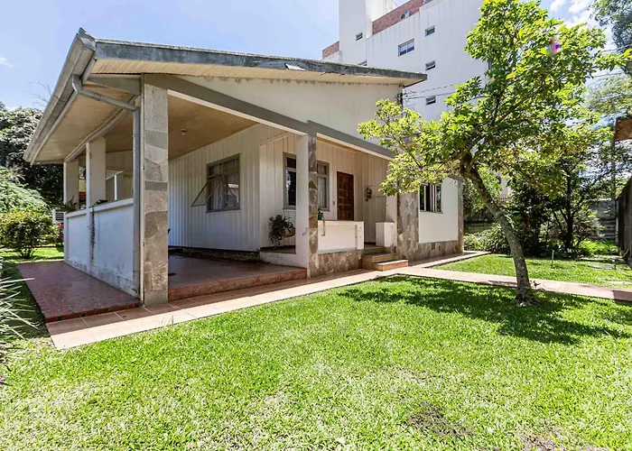 Memora Guesthouse Curitiba - Quartos em Casa próximo ao Parque Bacacheri